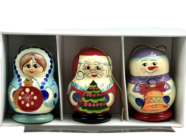 3tlg Set  handgemachte Holz Puppe Matroschka Weihnachtsschmuck aufhängbar