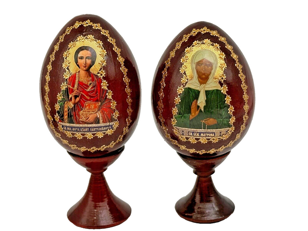 2 Eier mit  Ikonen Heiliger Pantalion und Heilige Matrona